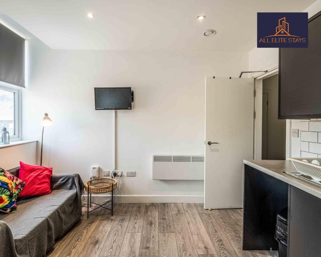 Swan House Apartment 4 - 1 Bed Apartment - Sleeps Up To 4 - Free Parking - Liverpool - Close To City Centre - By All Elite Stays Exterior photo